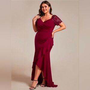 Elegant Burgundy Evening Dress